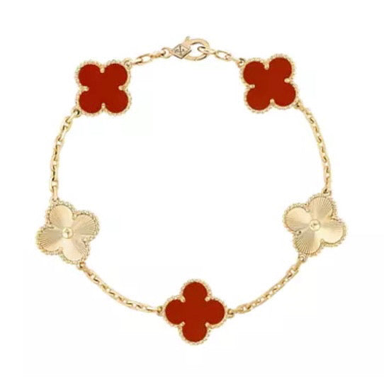 The Clover “ Carmine “ Bracelet